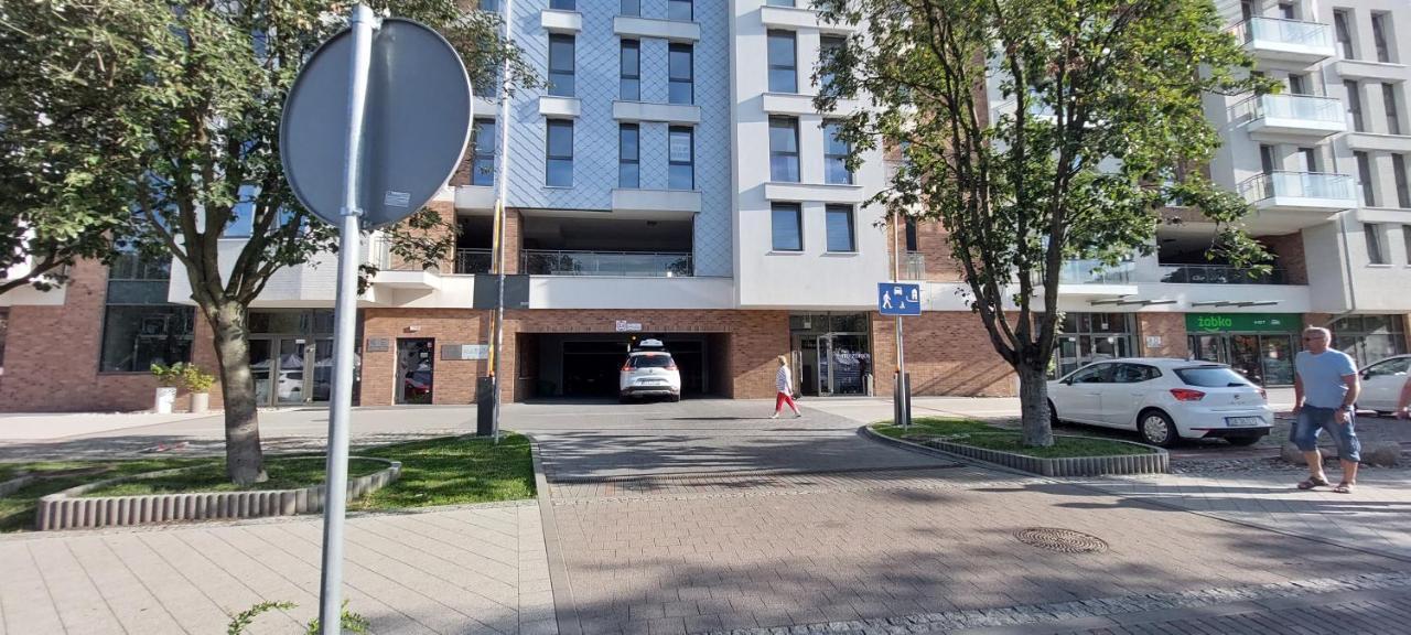 Central Apartments Ogrody 3 & Parking Гданськ Екстер'єр фото
